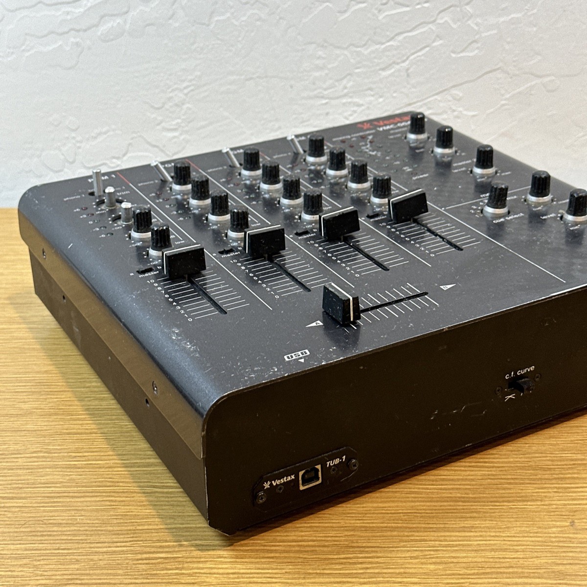 Vestax VMC-004XLu DJ Mixer with TUB-1 USB Audio Interface | eBay