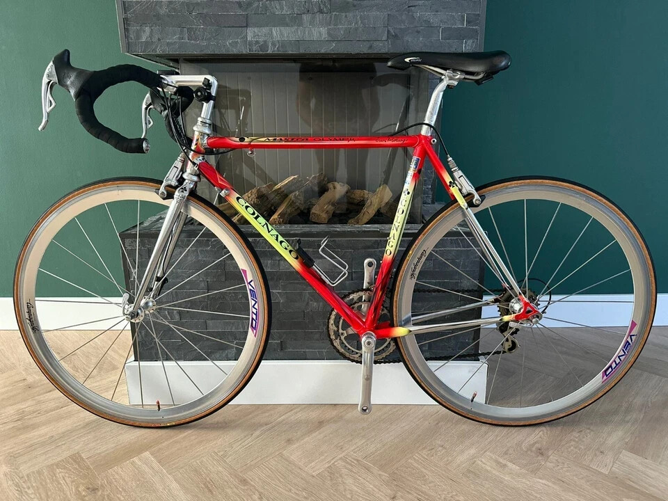 Colnago Master Olympic Road Bike – Campagnolo C Record Delta