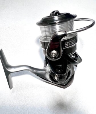 Daiwa 14 IGNIS 2505H Type R Spinning Reel fishing outdoor leisure