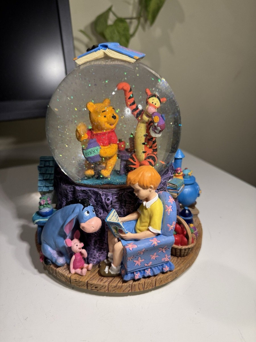 Winnie the Pooh ディズニー Disney スノーグローブ レア Winnie the
