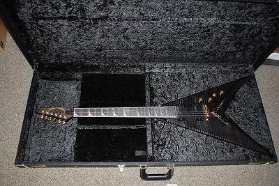 Dean Guitar Dave Mustaine USA VMNT V Black Gold NEW Signed Dealer