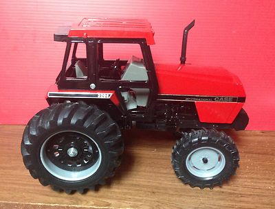 1985 ERTL Case International 3294 Tractor J I Case Collector's