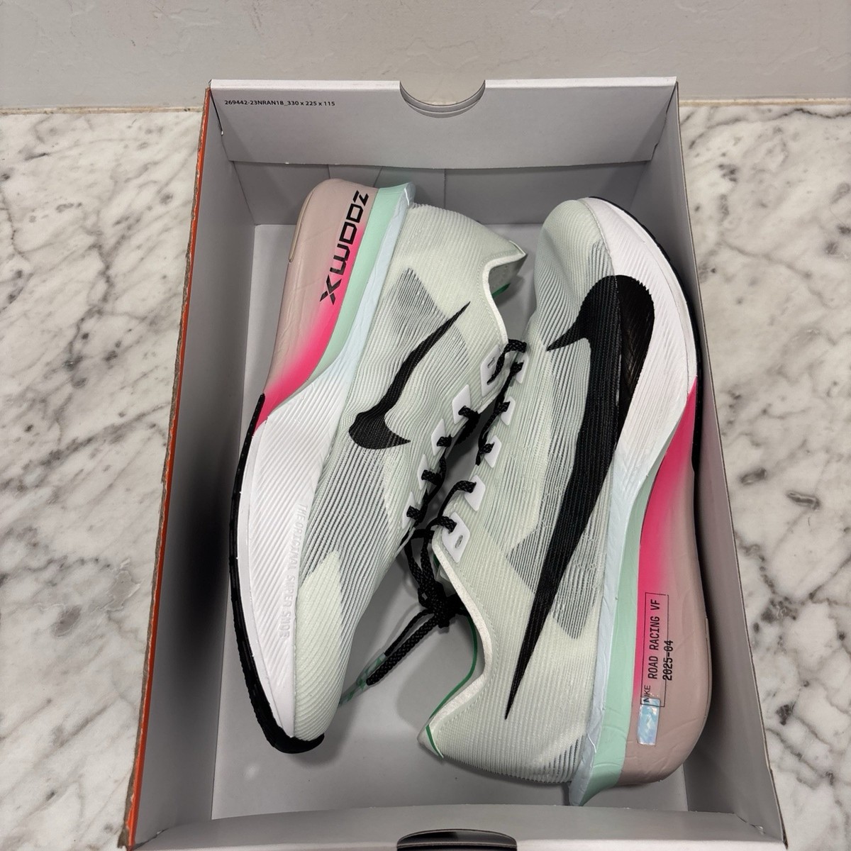 Size 11 - Nike ZoomX VaporFly Next% 4 Hyper Pink Mint Foam HF6414