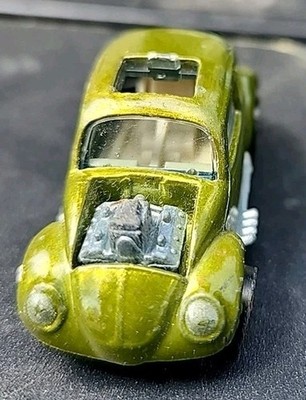 Hot Wheels Redline 1967 Custom Volkswagen Lime Green VW Bug