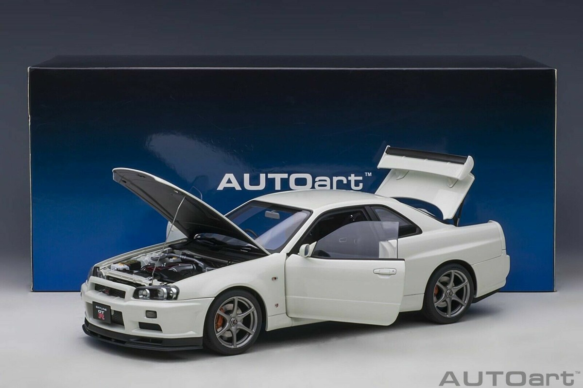 1/18 Nissan Skyline GT-R (R34) V-SPEC II 2001 Model by AUTOart
