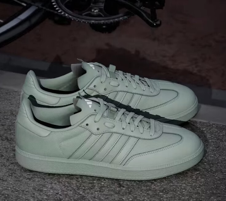 Adidas Velosamba Made With Nature IH5211 men' Shoes Silver Green