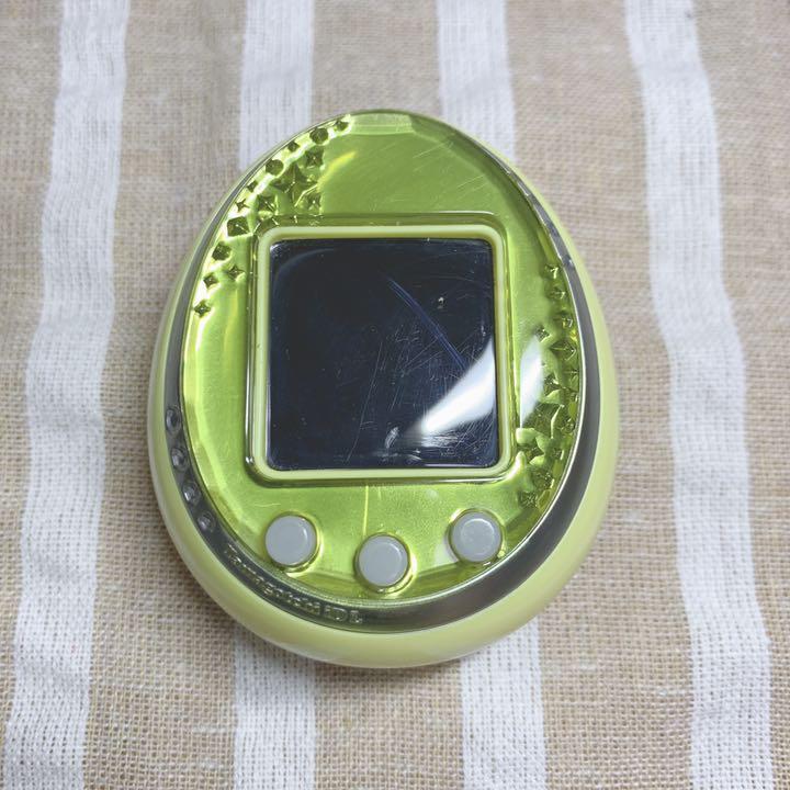 Tamagotchi iD L Version Yellow Color Bandai Limited iDL 2011 Pet
