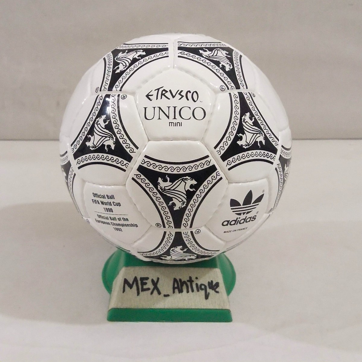 Adidas Etrusco Unico - Official Match Ball - FIFA World Cup 1990