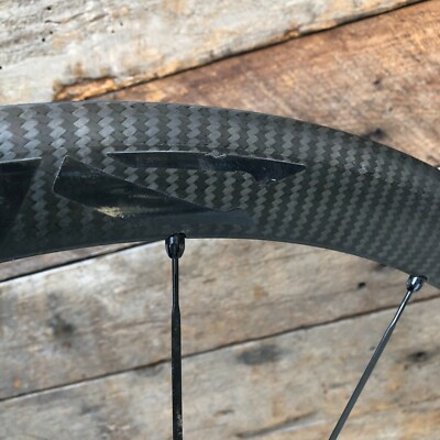 Mavic Cosmic Carbone 40 road bike front wheel carbon clincher 700c