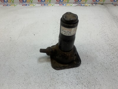 1990-1995 Toyota 4Runner & Pickup bottle jack emergency roadside