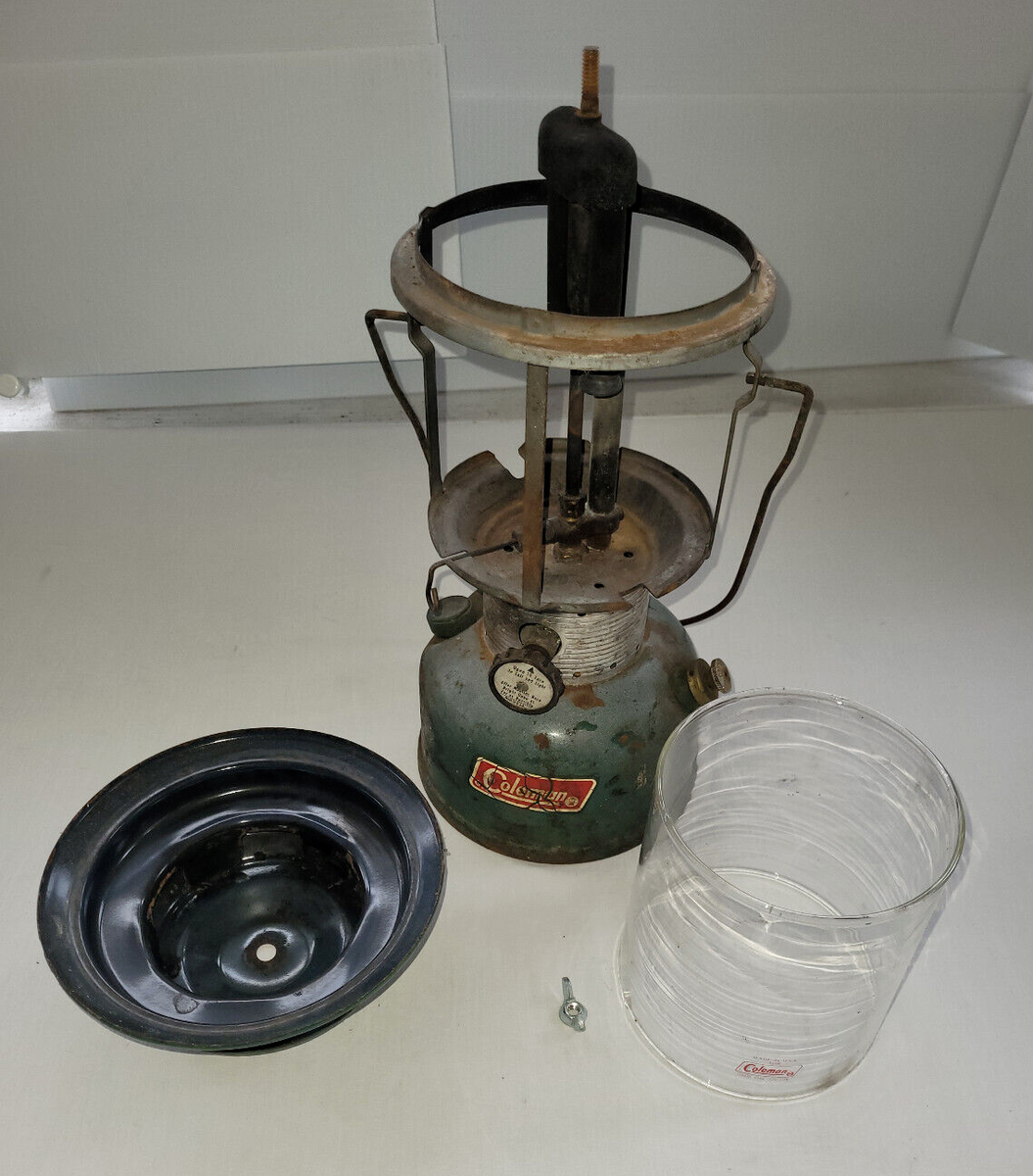 Vintage Coleman Model 220 F Lantern Green Larger 14