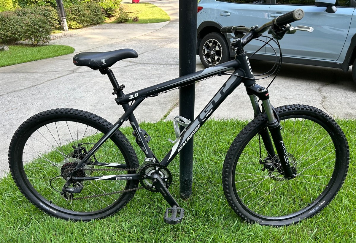 GT Avalanche 3.0 26inch 街乗り ビンテージ仕様 GT Avalanche 3.0