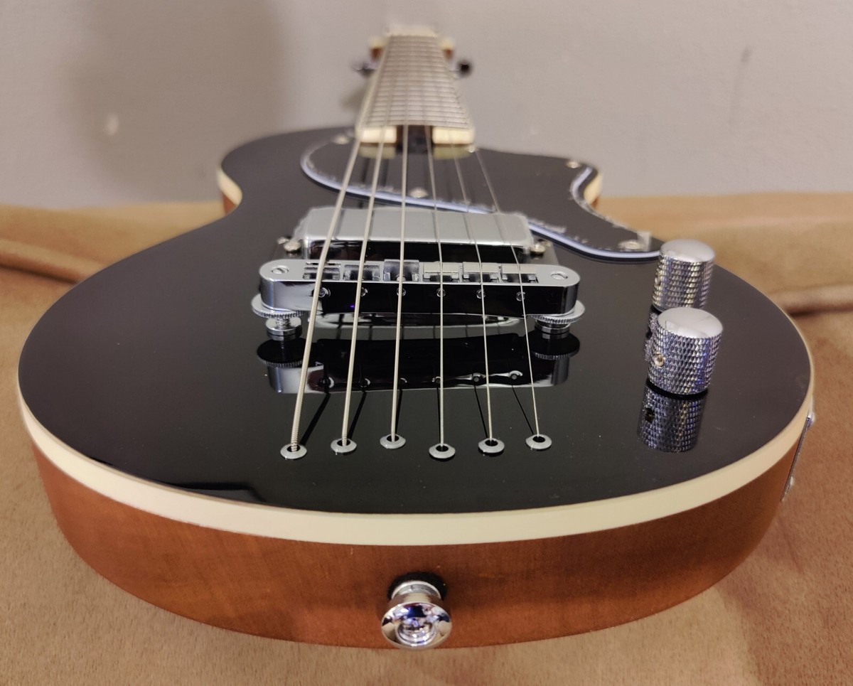 Blackstar Travel Guitar Deluxe Pack Black with FLY3 + Travel Bag +