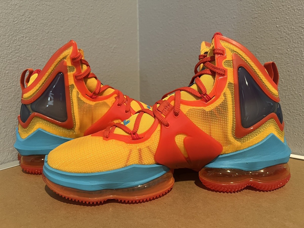 Nike Lebron James XIX 