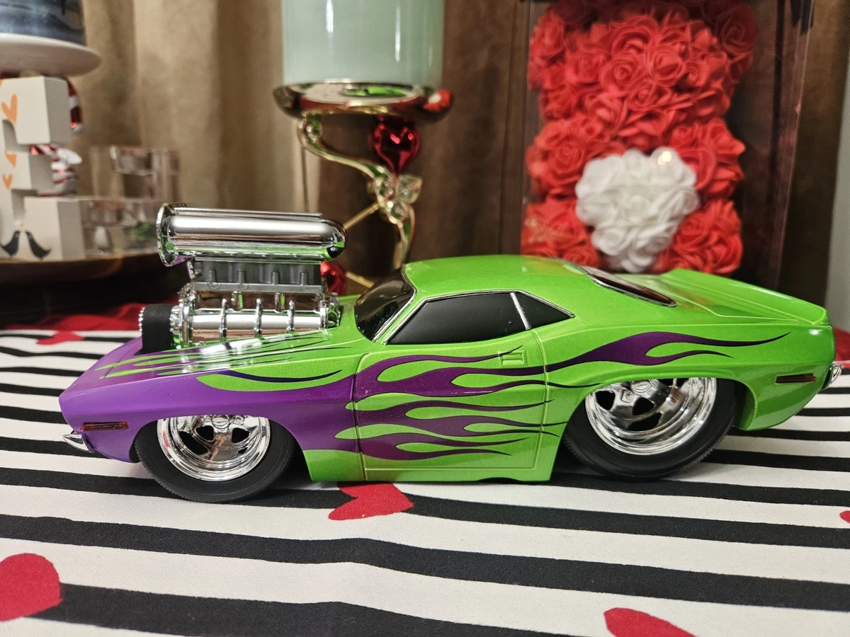 Muscle Machines Plymouth 1:18 Scale Diecast Cars, Trucks & Vans