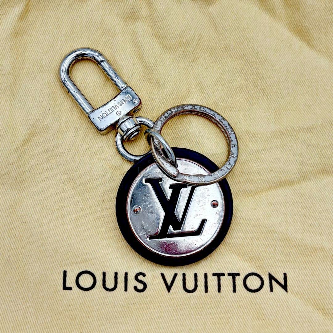 LOUIS VUITTON LV M67362 LV Cut Circle Key Ring Key Chain Holder | eBay