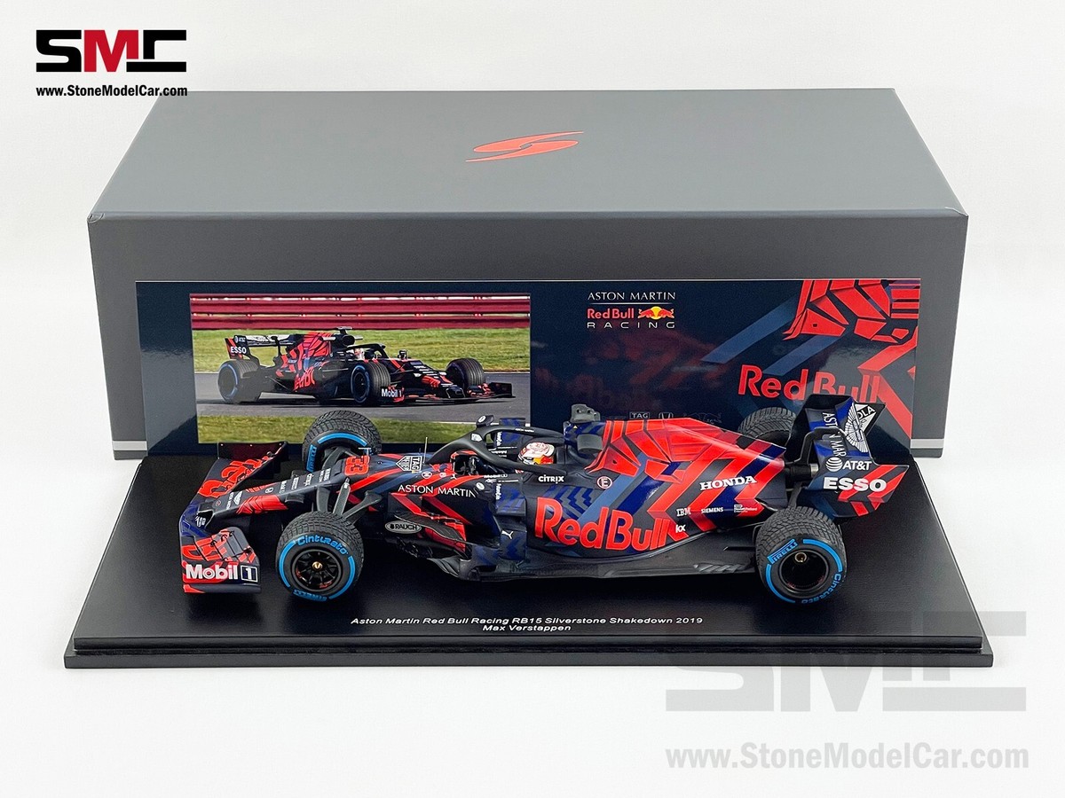 1:18 Spark Red Bull F1 RB15 33 Max Verstappen Silverstone Circuit