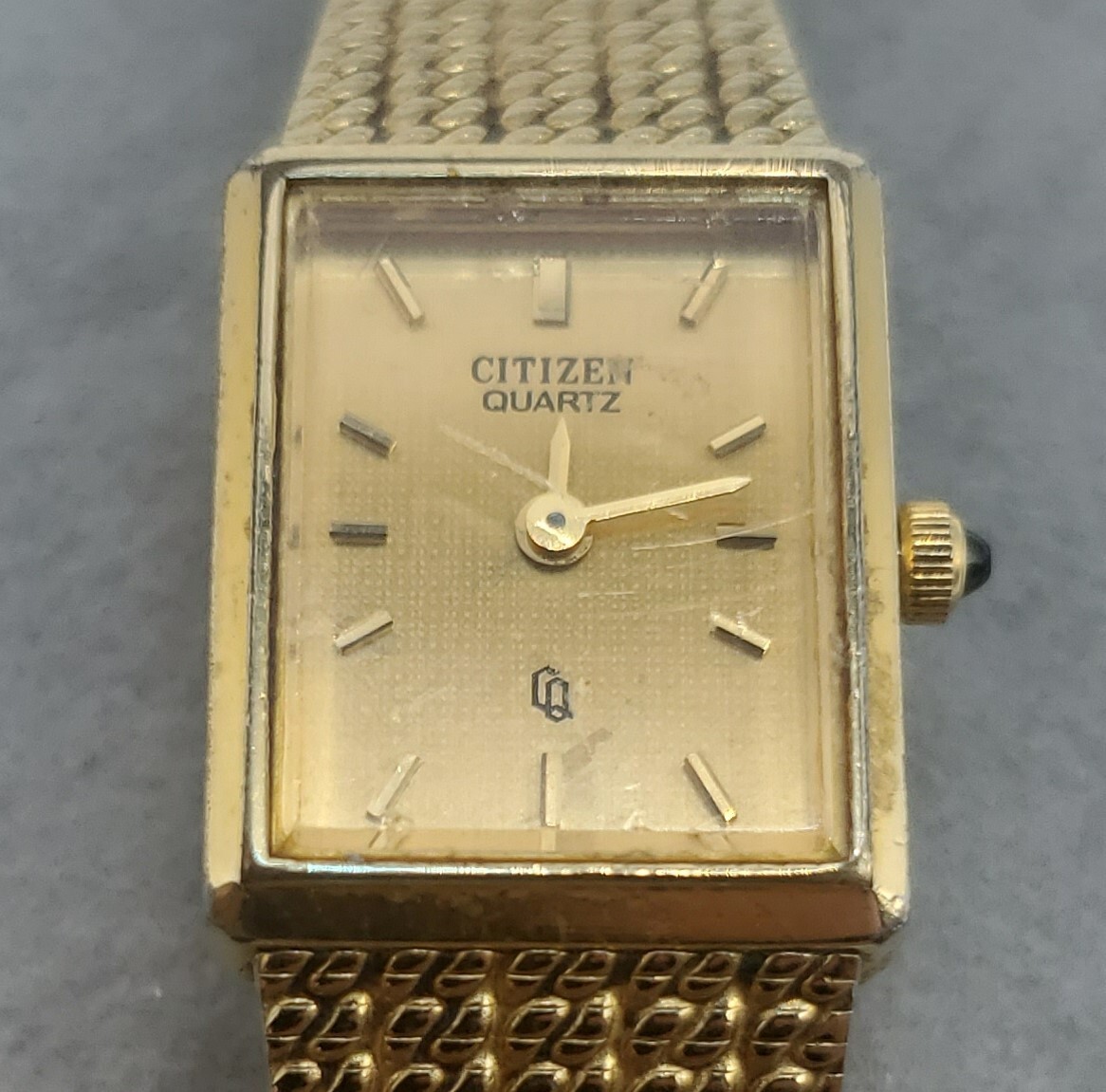 Citizen Quartz Watch Gold Tone 2250-227930 TA Japan Movt 612605 39