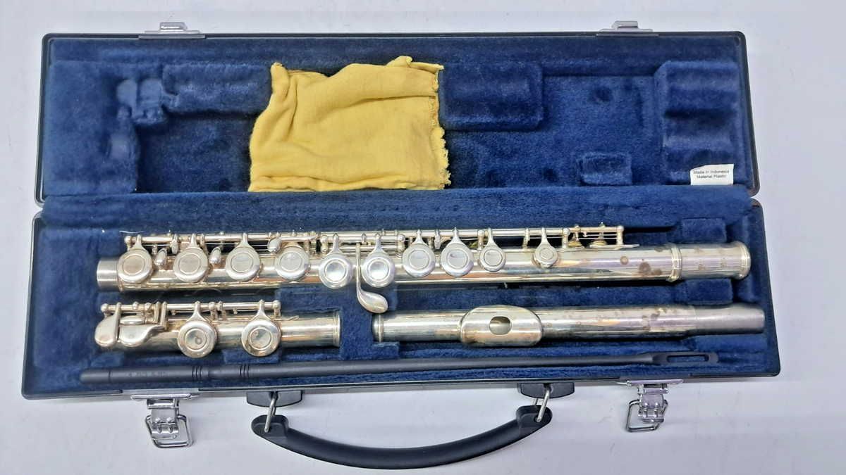 Yamaha YFL-221 Flute - Silver for sale online | eBay