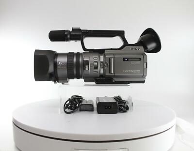Sony NTSC 3CCD MiniDV Handycam Camcorder 12x Zoom - Video Transfer