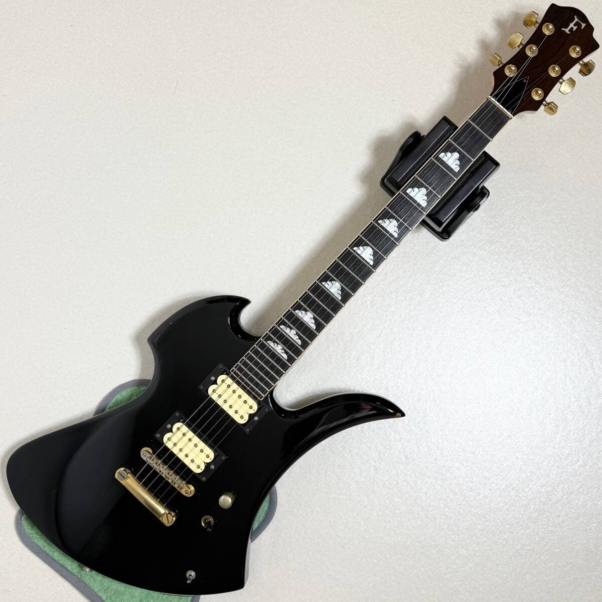 弦交換 FERNANDES エレキギター ケース付 GOTOHペグ装備 弦交換