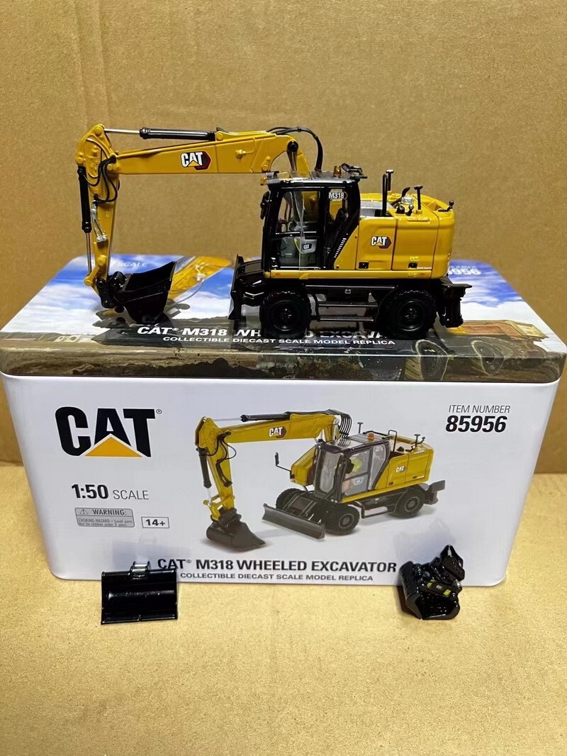 Diecast Masters 1/50 Scale CAT M318 Wheeled Excavator Diecast