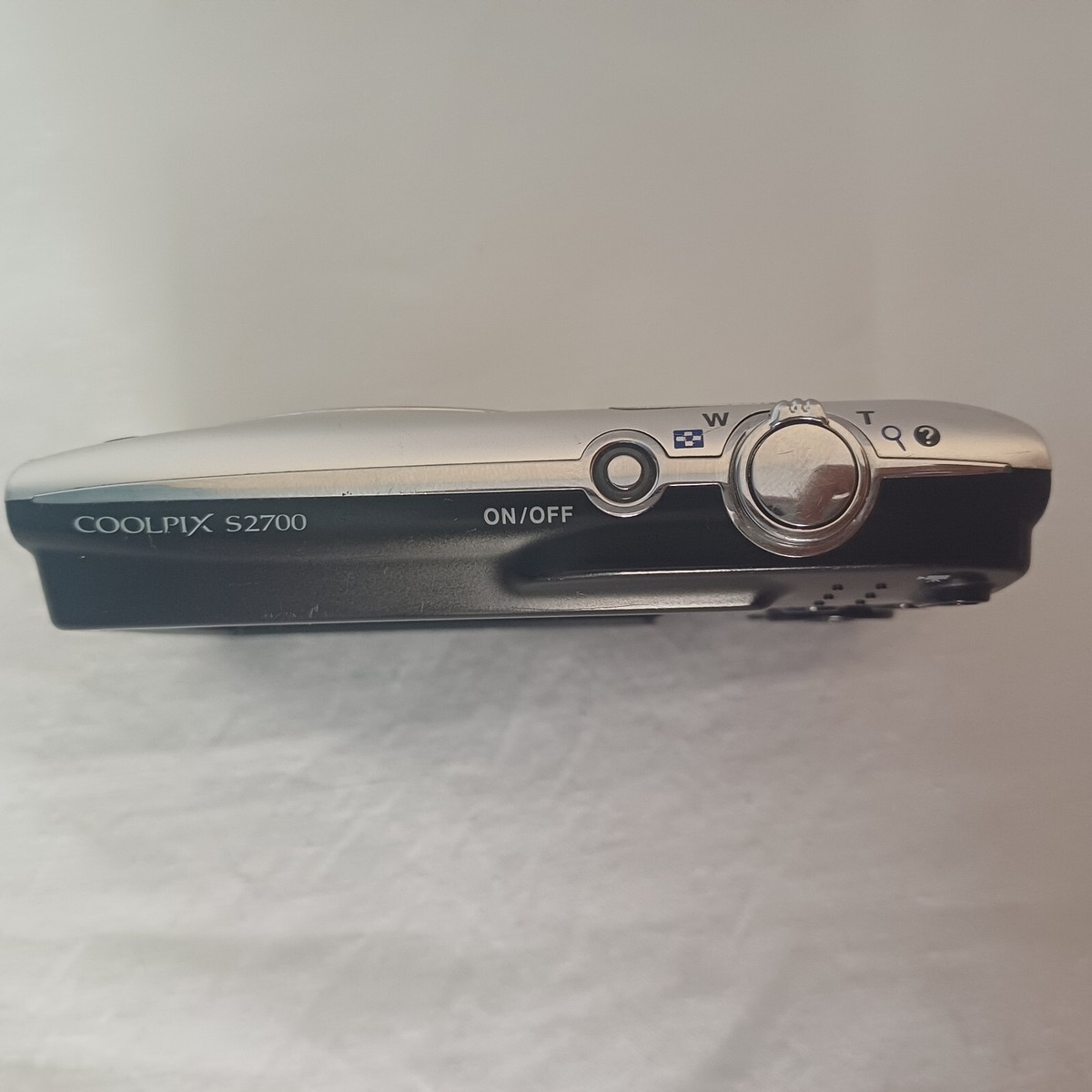 Nikon CoolPix S2700 Digital Camera 6X Wide Optical Zoom Tested and