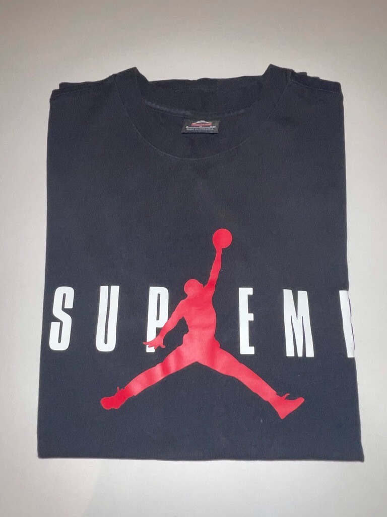 Supreme FW15 Jordan Tee Shirt Logo Authentic Size Small in Black