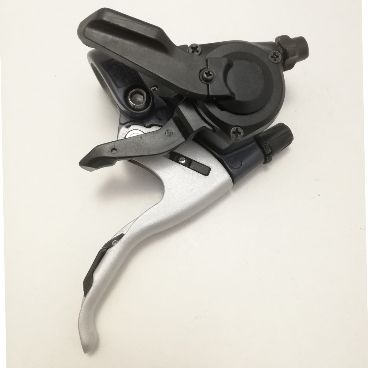 デオーレLXシフト&ブレーキレバーセットST-M570 デオーレLXシフト