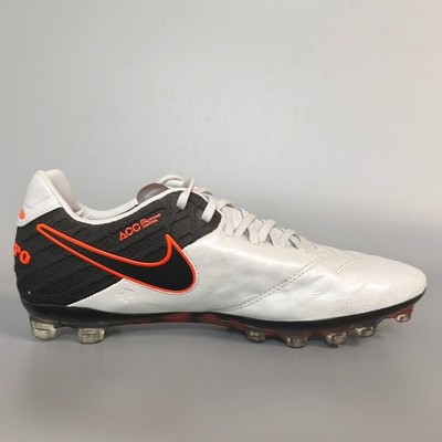 NIKE TIEMPO LEGEND VI AG-R UK 6 US 6,5 EU 39 819712-001 FOOTBALL