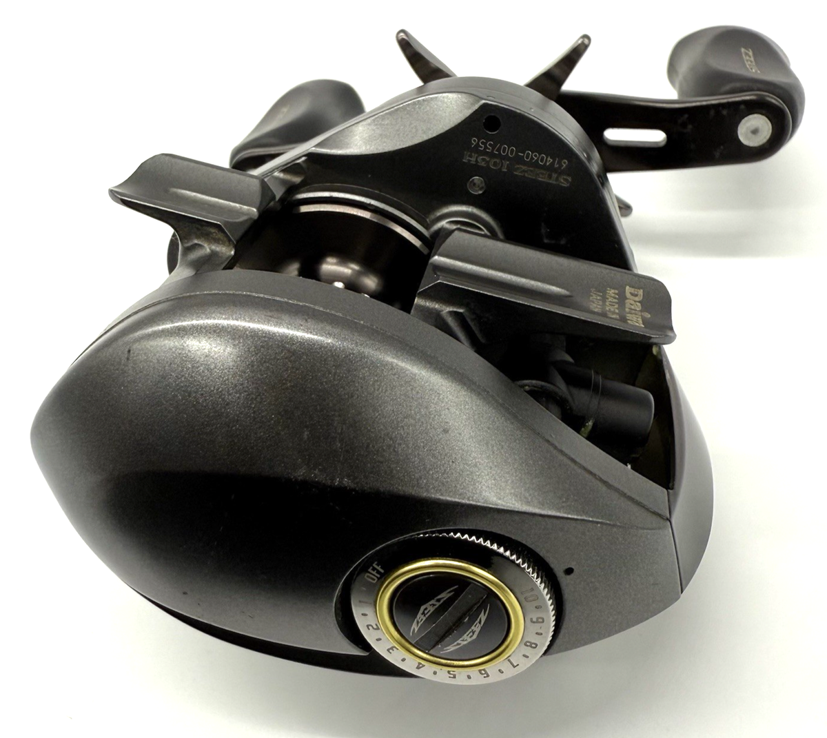 Daiwa STEEZ 103H Right Handed Bait Casting Reel No Box From JAPAN