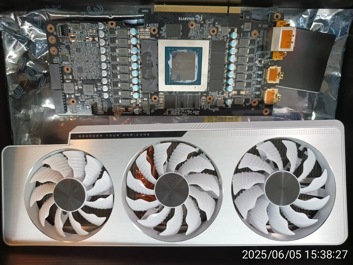 Gigabyte RTX 3080Vision OC 10G Card GV-N3080VISION Graphics Card