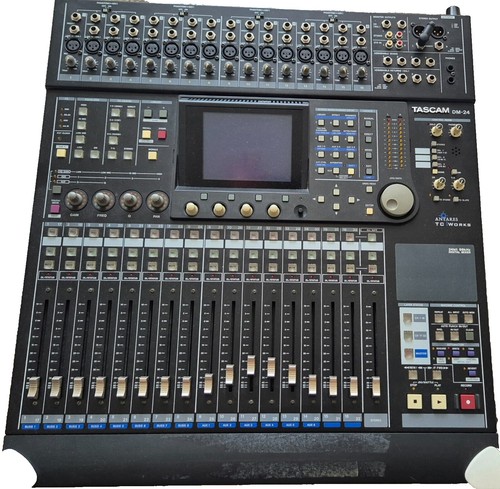 Yamaha O3D Digital 24 Channel Mixer Studio Console 03D Yamaha w