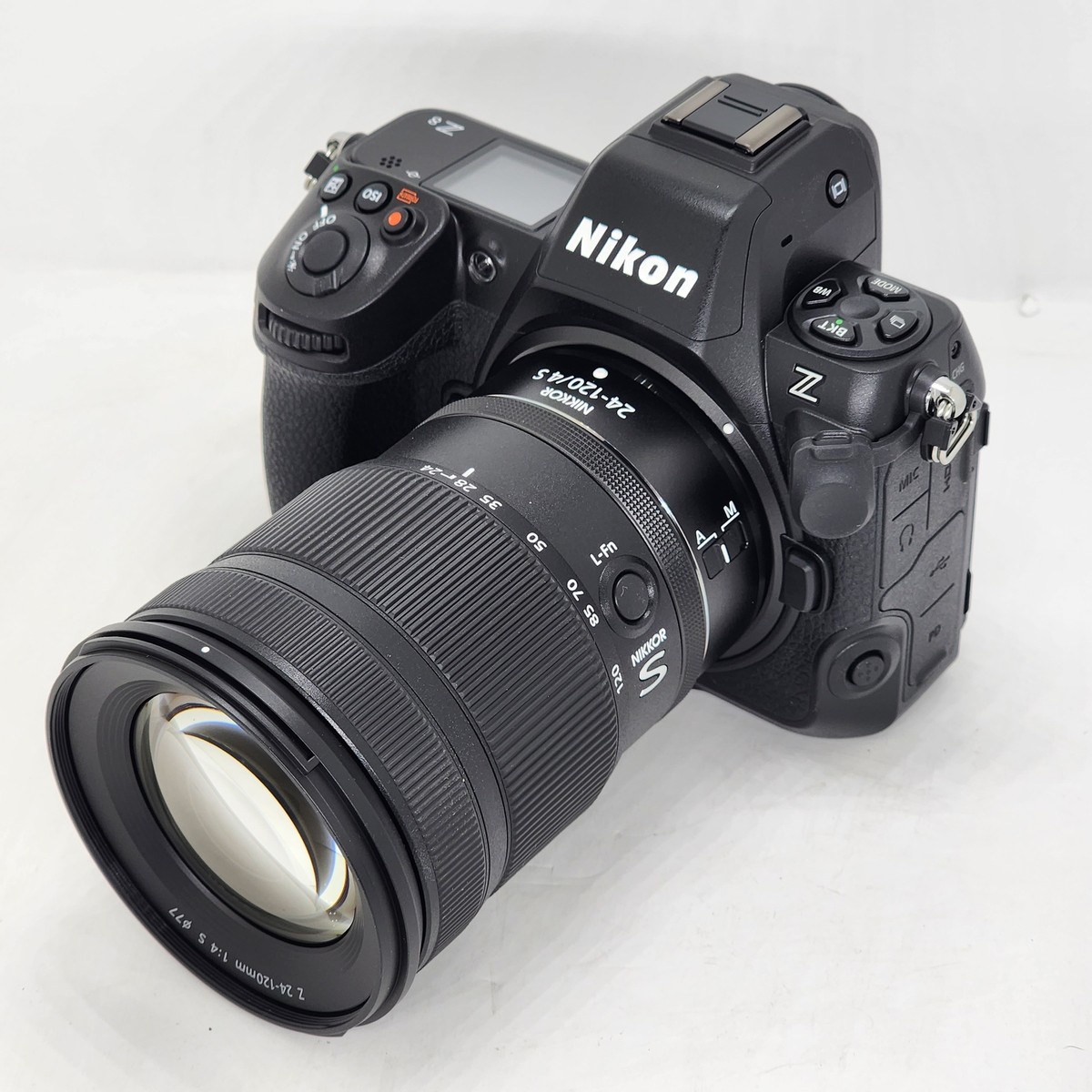 Nikon Z8 Mirrorless Camera and NIKKOR Z 24-120mm f/4 S Lens - 1698