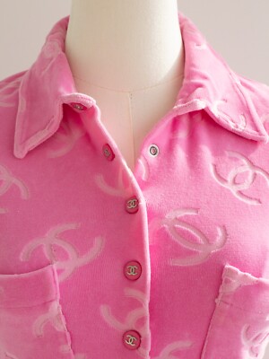 Iconic Chanel Vintage S/S 1996 Pink Velour CC Logo Button 96P Top