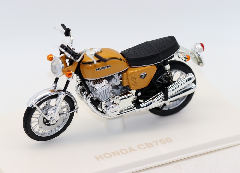 Norev Collectors 1/18 Scale Honda CB750 Motorbike Diecast Alloy