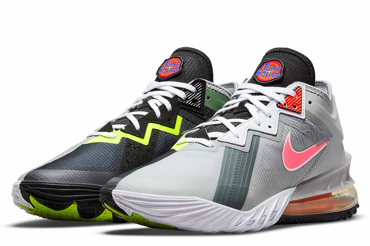 Nike LeBron 18 Low 'Bugs vs Marvin' LightSmokeGrey/Green CV7562