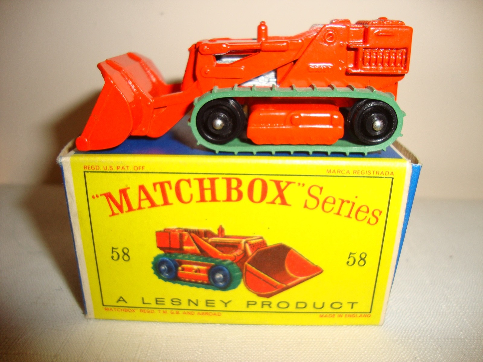 Matchbox 58b, Drott Excavator - Free Price Guide & Review