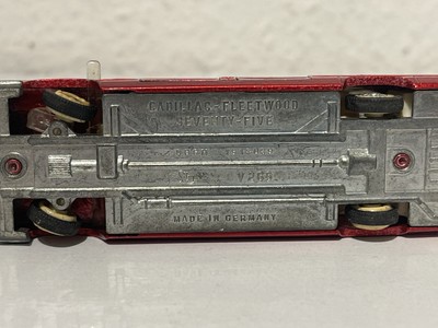 Siku V 265 V-Serie - Cadillac Fleetwood 75 / Rarität Mit