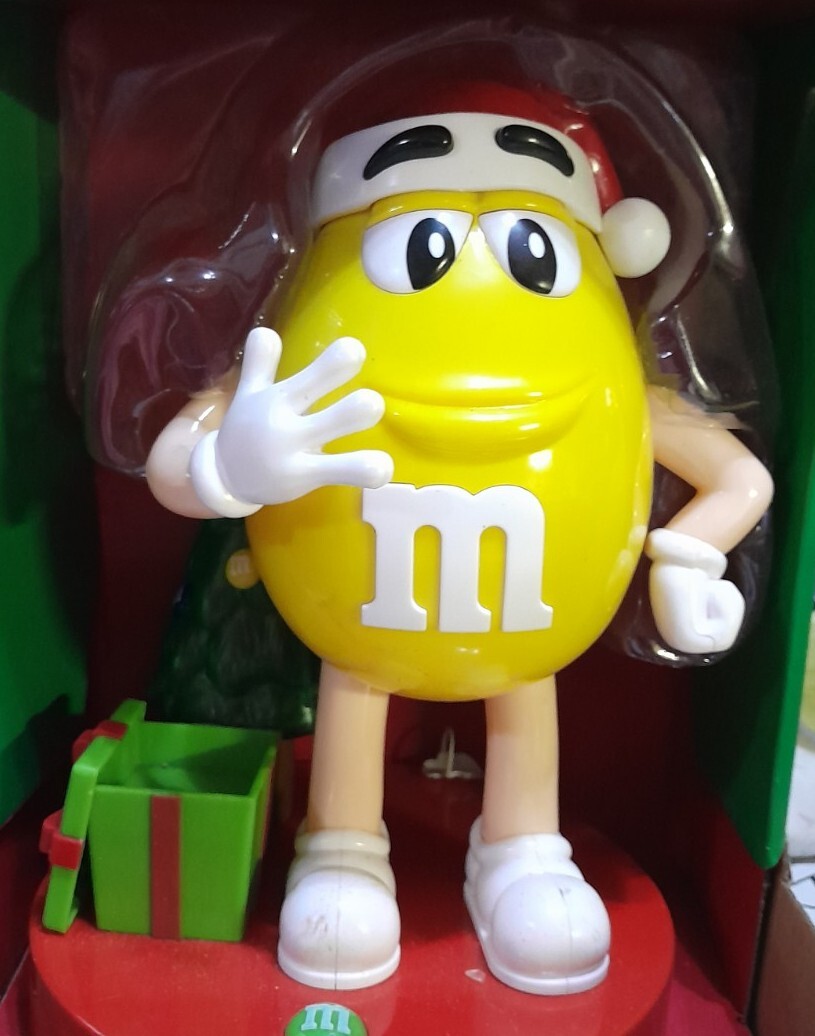 M&Ms Candy Christmas Musical Dispenser Collectible 2019 Yellow