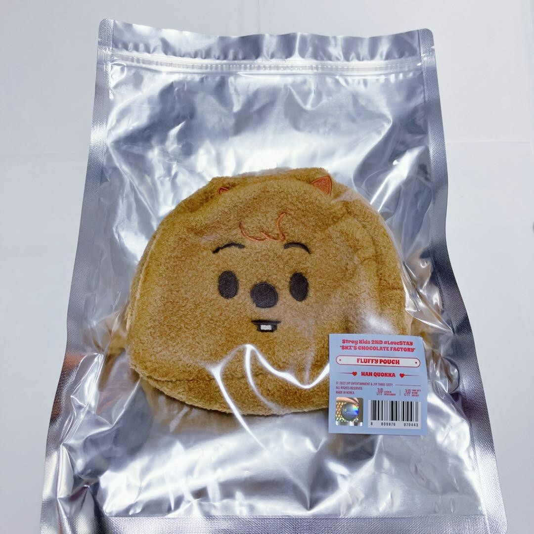 Stray Kids Fluffy pouch Han Quokka Official Chocolate Factory