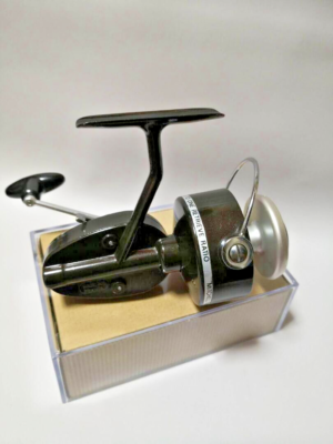 Mitchell 810 Spinning Fishing Reel Old Vintage W/Spare Spool