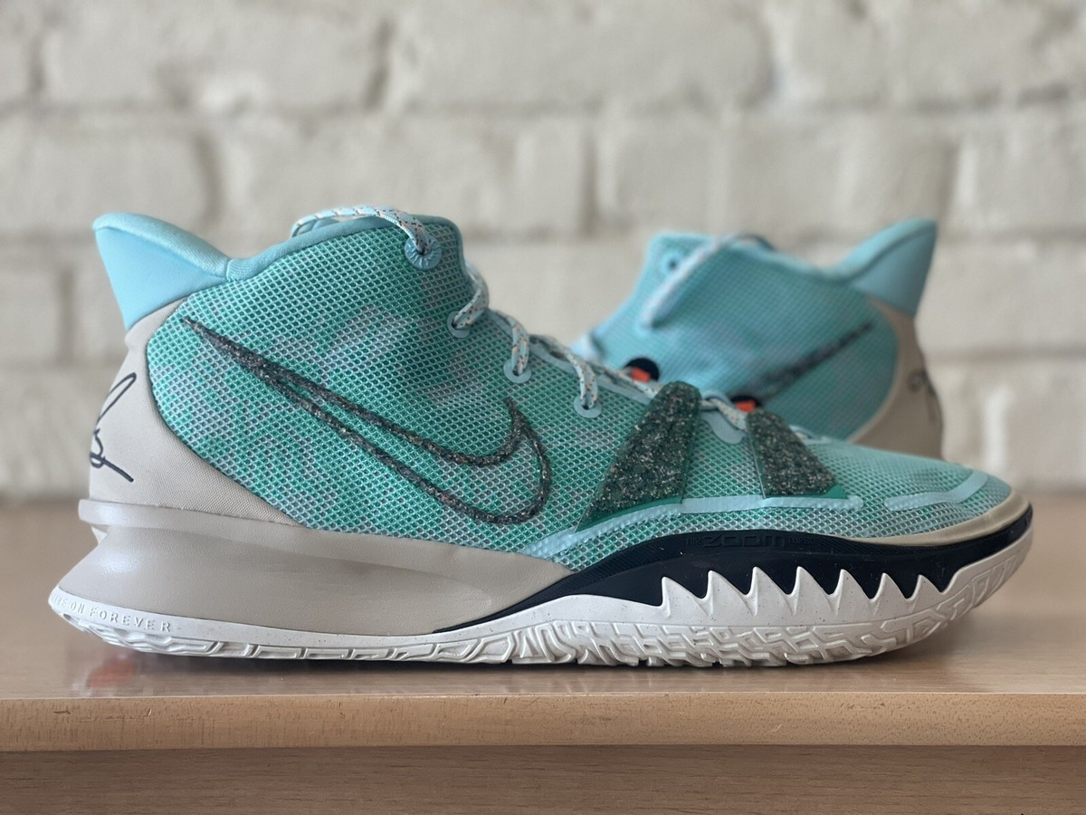 Nike Kyrie 7 Copa Grey Rattan Men's Size 15 Basketball Shoes