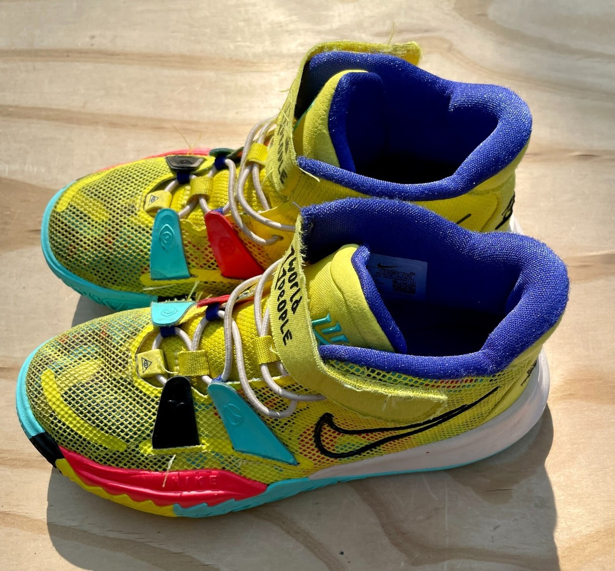 Nike CT4087-700 Kyrie 7 