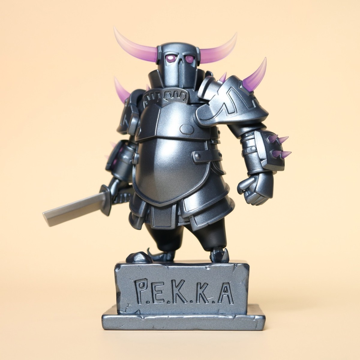 Supercell Clash of Clans/ Clash Royale Pekka PVC Figure Toy