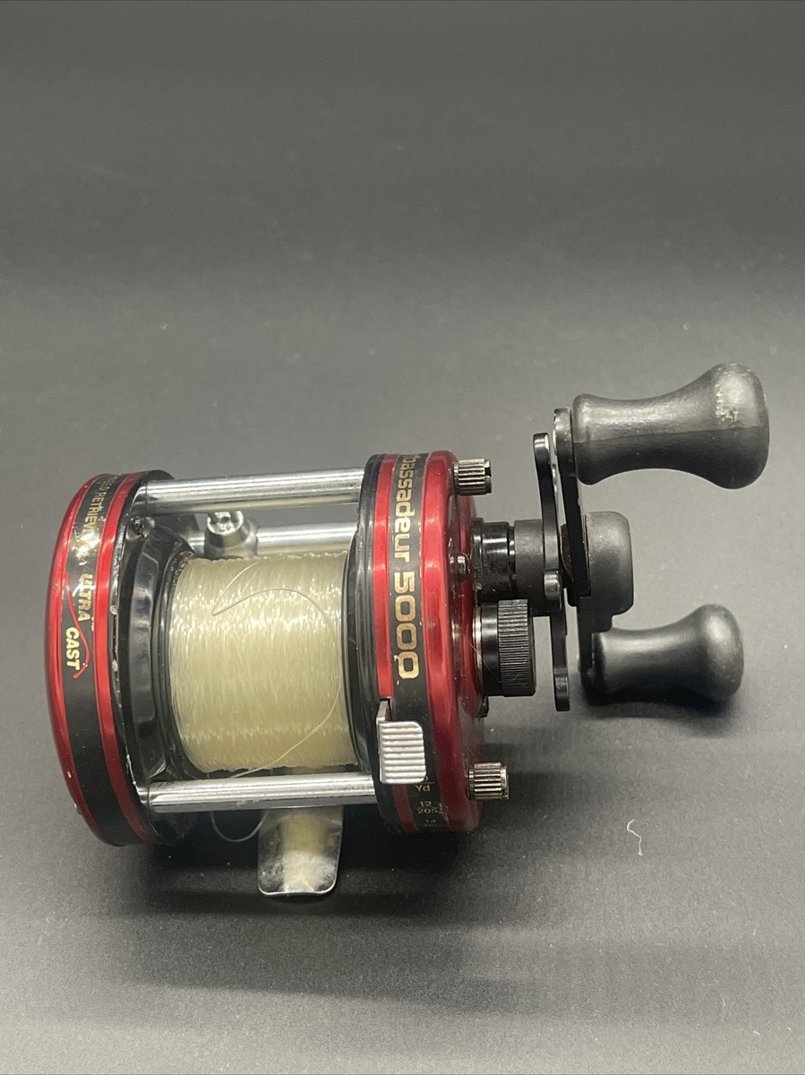 Abu Garcia Ambassadeur 5000 High Speed Retrieve Ultra Cast Red