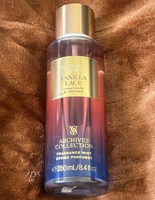 Victoria's Secret VANILLA LACE Fragrance Mist 8.4 oz/Gourmand