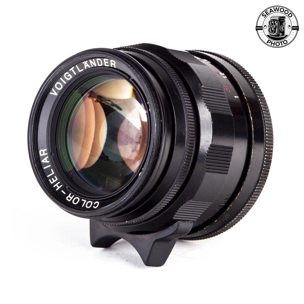 Voigtländer Camera Lenses 75mm Focal f/2.5 Maximum Aperture for