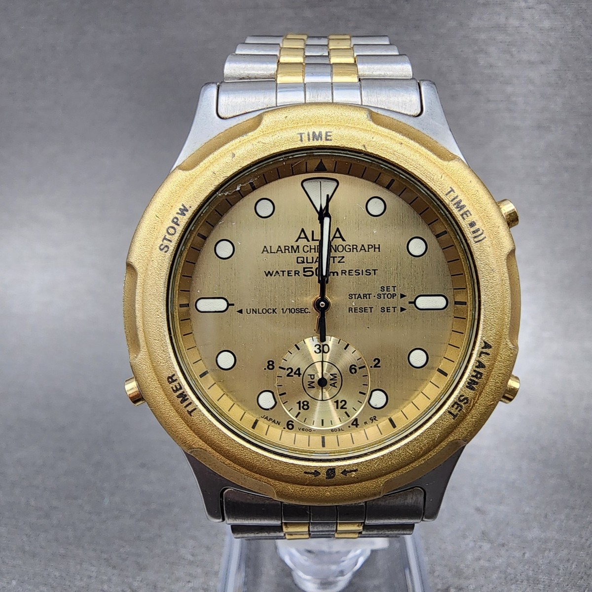 Seiko ALBA Chronograph Watch Men 39mm Champagne Dial Two Tone