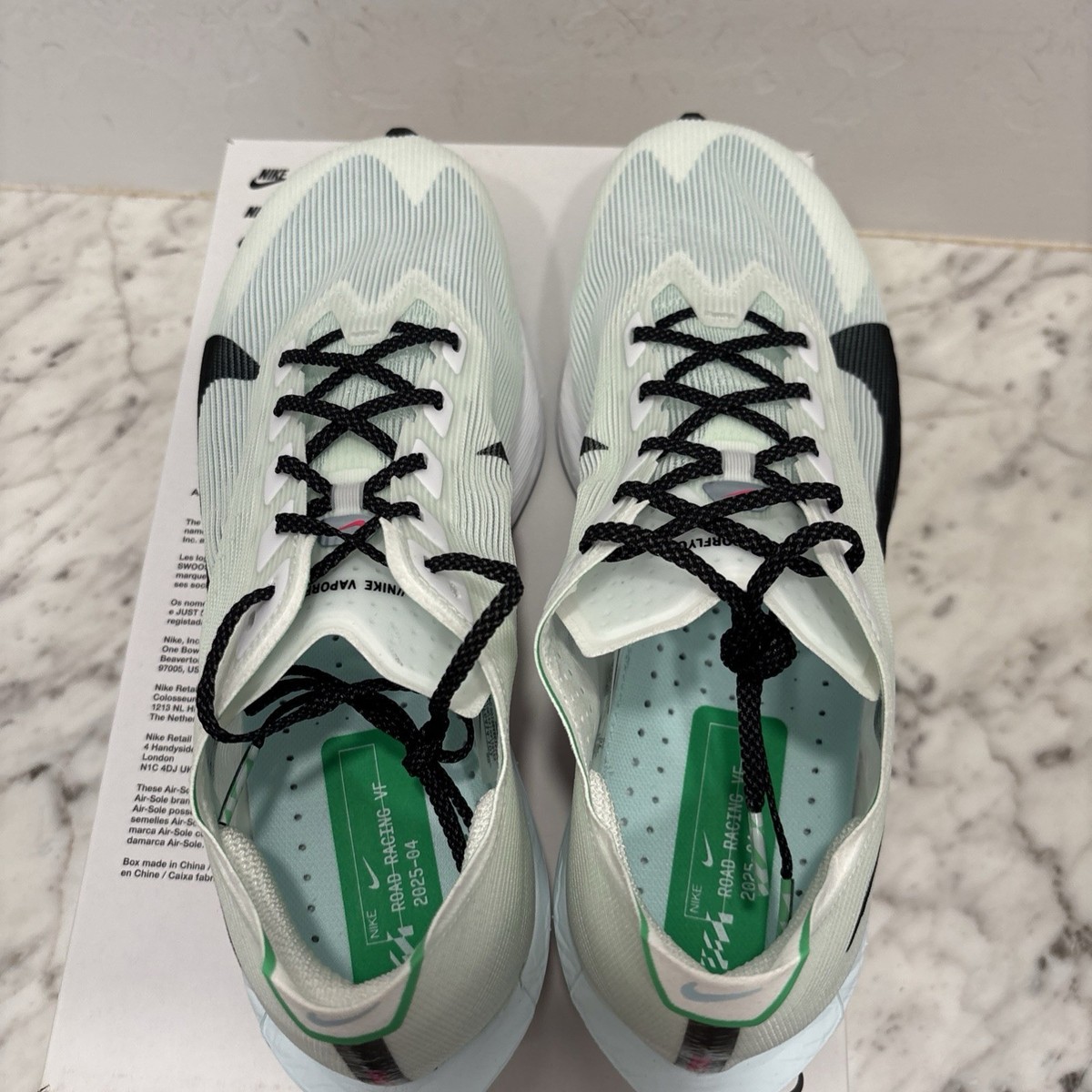 Size 11 - Nike ZoomX VaporFly Next% 4 Hyper Pink Mint Foam HF6414